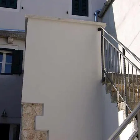 Pensionat Mariana Apartments 3*