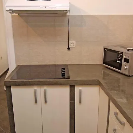 Mariana B4 3* Veli Lošinj