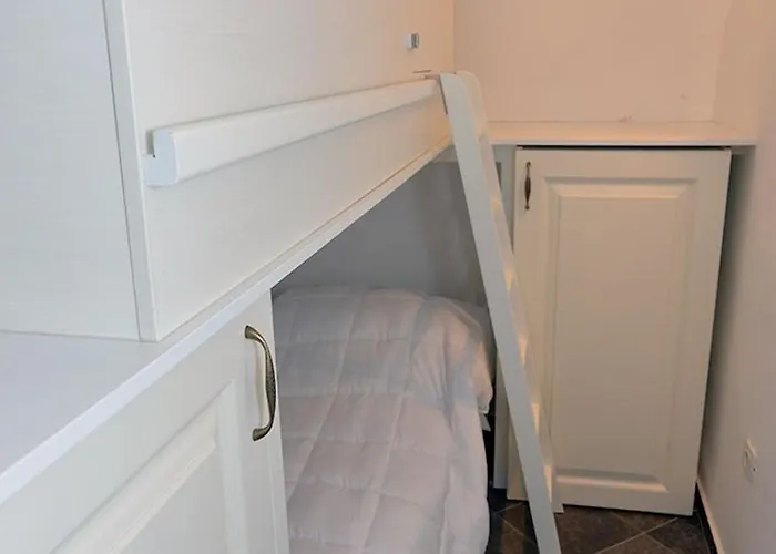 Mariana B4 Veli Lošinj