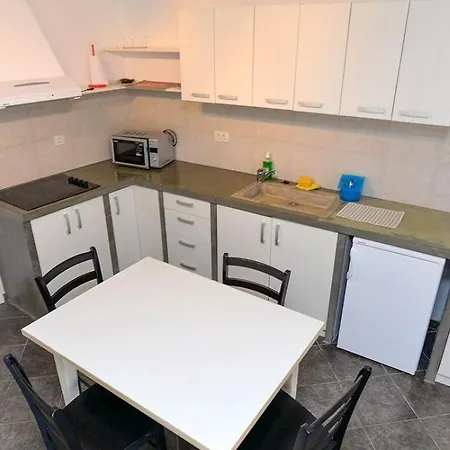 Mariana B4 Pensjonat Veli Lošinj