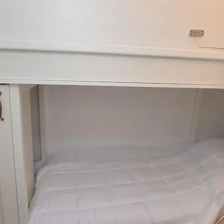 Mariana B4 Pensjonat 3*