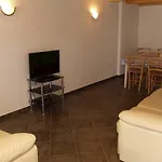 Mariana Apartments بيت ضيافة 3*