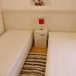 Mariana Apartments بيت ضيافة