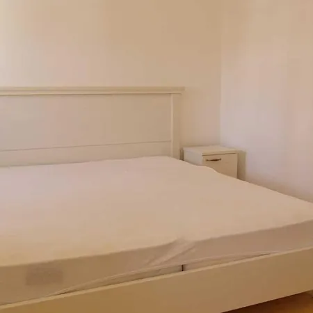 Mariana B4 Veli Lošinj